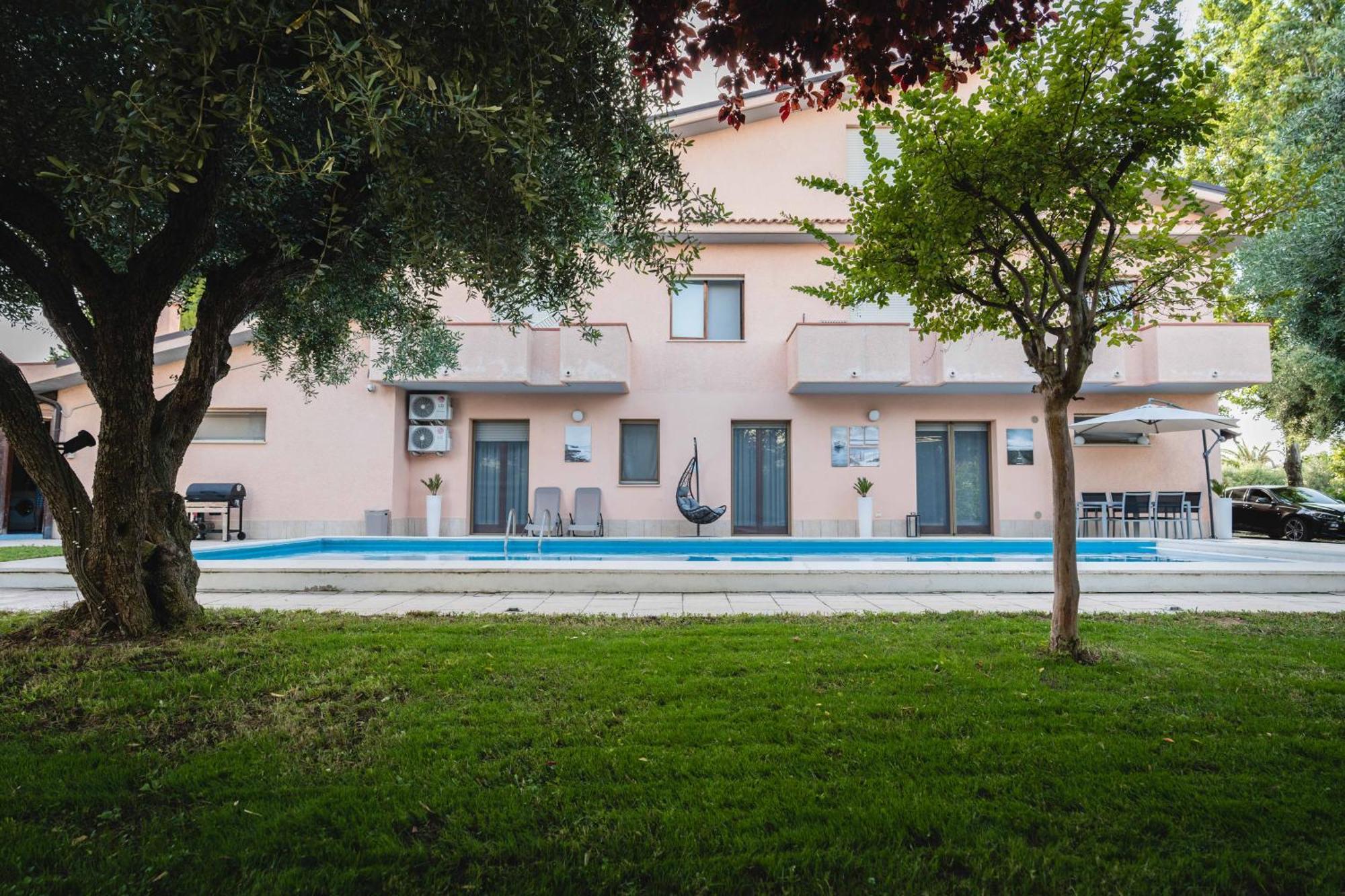 Relais Tra Gli Ulivi Villa Ortona Ngoại thất bức ảnh